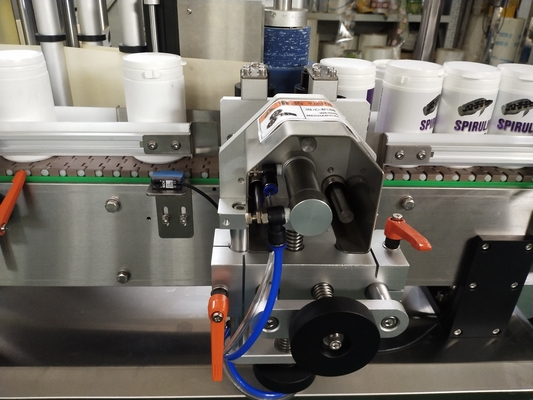 Automatic Sticker Labeling Machine For Round Bottle