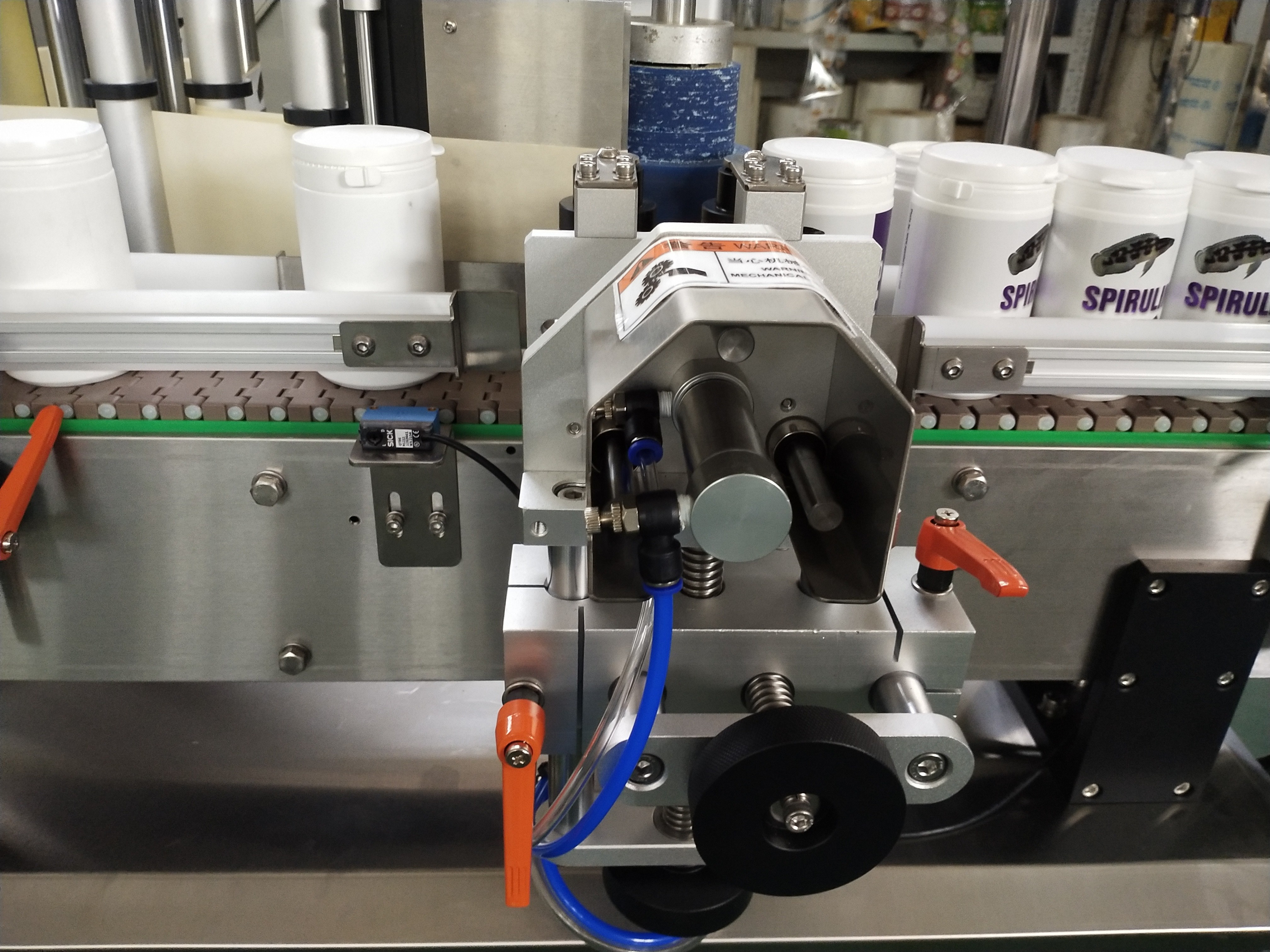 Automatic Sticker Labeling Machine For Round Bottle